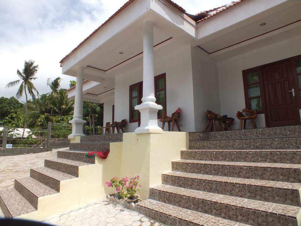Karimunjannah House Hotel Karimunjawa Exterior photo